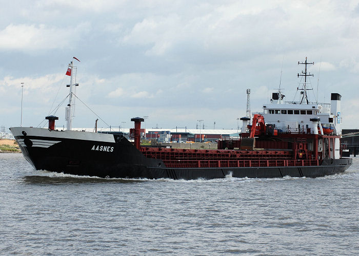 Photograph of the vessel  Aasnes pictured passing Gravesend on 10th August 2006