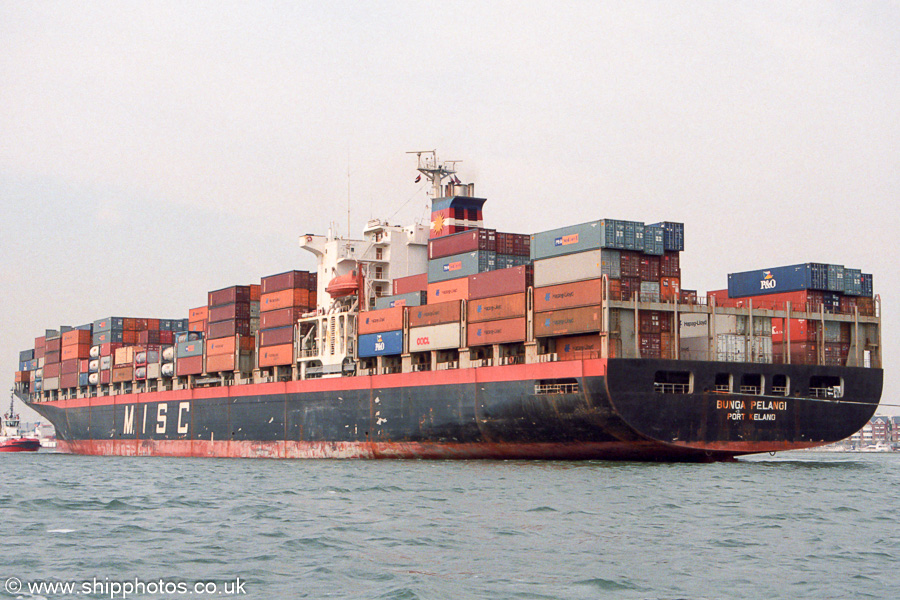 Photograph of the vessel  Bunga Pelangi pictured arriving in Southampton on 29th August 2001