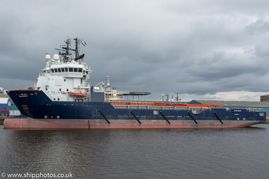 Photograph of the vessel  FS Braemar pictured laid up at Leith on 14th April 2017