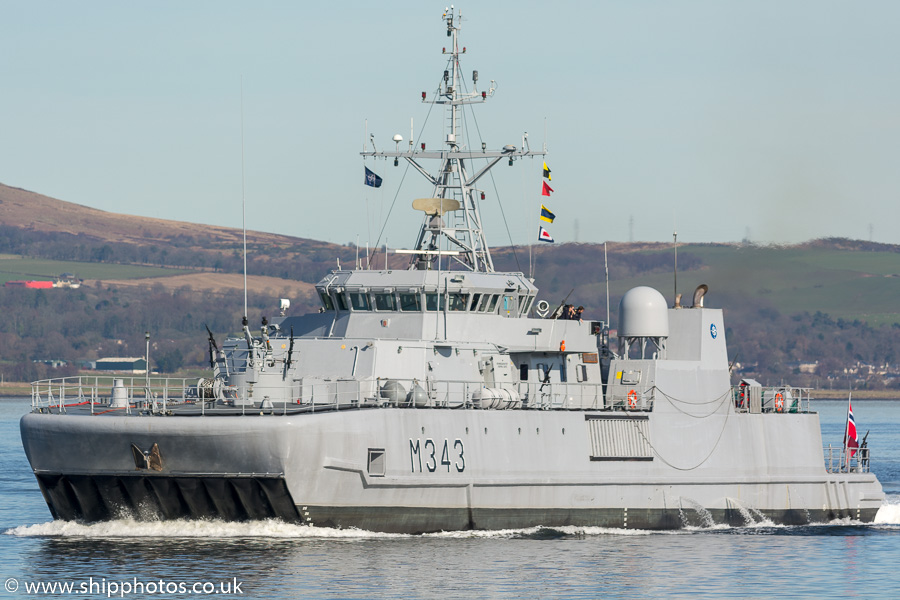 Photograph of the vessel KNM Hinnøy pictured passing Greenock on 26th March 2017