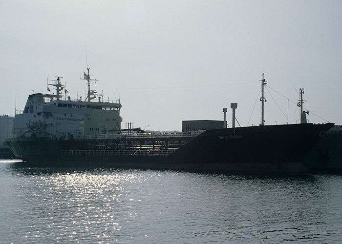 Photograph of the vessel  Stolt Colina pictured in Chemiehaven, Rotterdam-Botlek on 27th September 1992