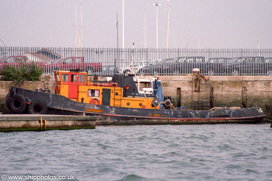 Photograph of the vessel  Susie B pictured at Southampton on 29th August 2001