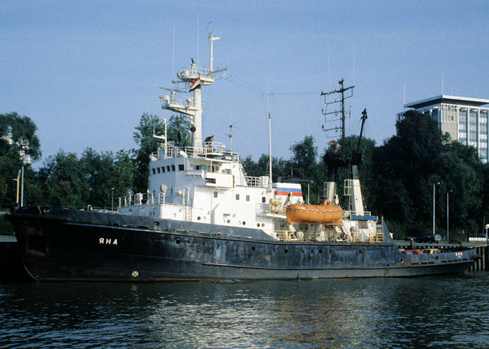 Photograph of the vessel  Yana pictured at Parkkade, Rotterdam on 27th September 1992
