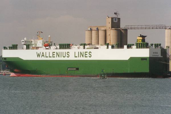 Photograph of the vessel  Aida pictured in Southampton on 25th June 1995