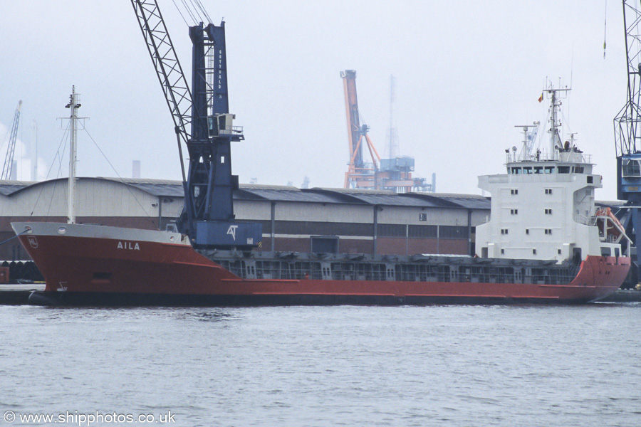 Photograph of the vessel  Aila pictured in Zesde Havendok, Antwerp on 20th June 2002