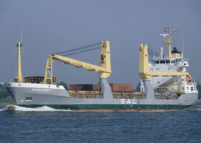 Photograph of the vessel  Annegret pictured on the Nieuwe Waterweg at Rotterdam on 27th September 1992