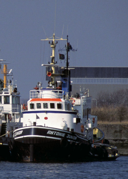 Photograph of the vessel  Antonie Junior pictured in Wiltonhaven, Rotterdam on 14th April 1996