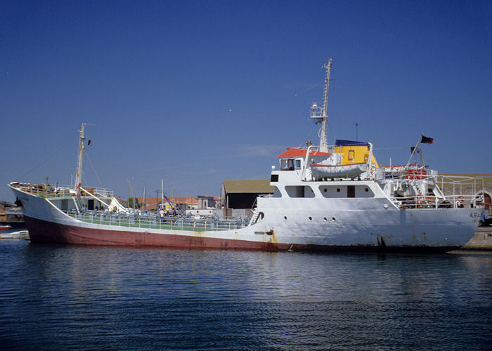Photograph of the vessel  Aragon pictured at Sète on 7th July 1990