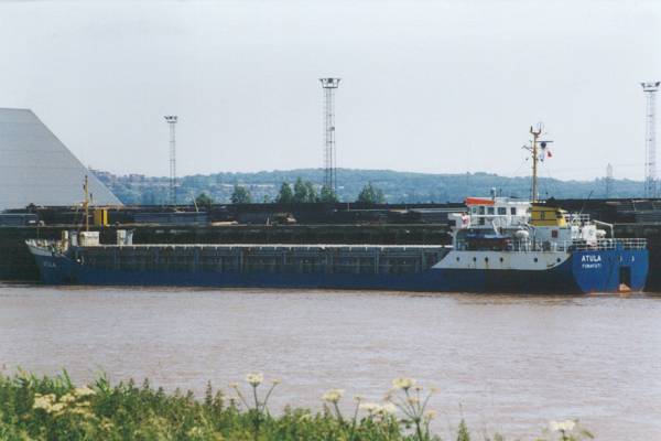 Photograph of the vessel  Atula pictured on the River Trent on 18th June 2000
