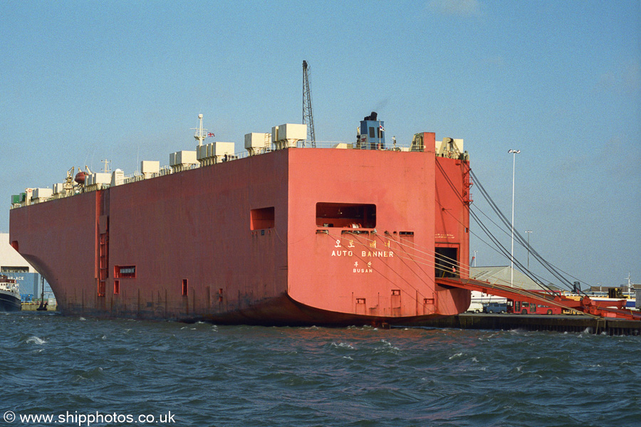 Photograph of the vessel  Auto Banner pictured at Southampton on 28th January 2002