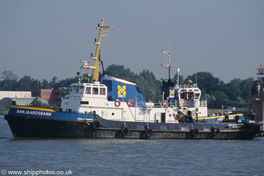 Photograph of the vessel  Banjaardsbank pictured in Wilhelminahaven, Rotterdam on 17th June 2002