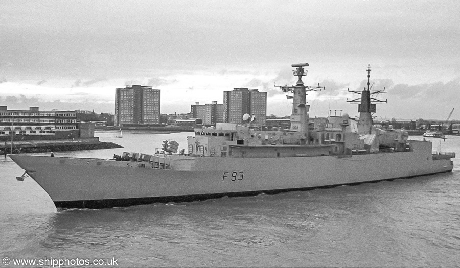 HMS Beaver pictured departing Portsmouth Harbour on 19th March 1989
