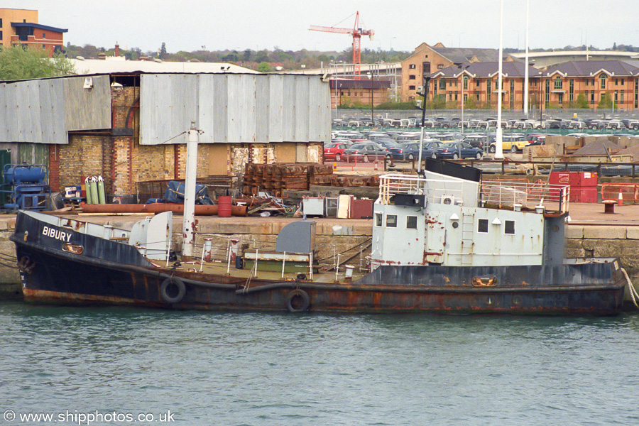 Photograph of the vessel  Bibury pictured at Southampton on 20th April 2002