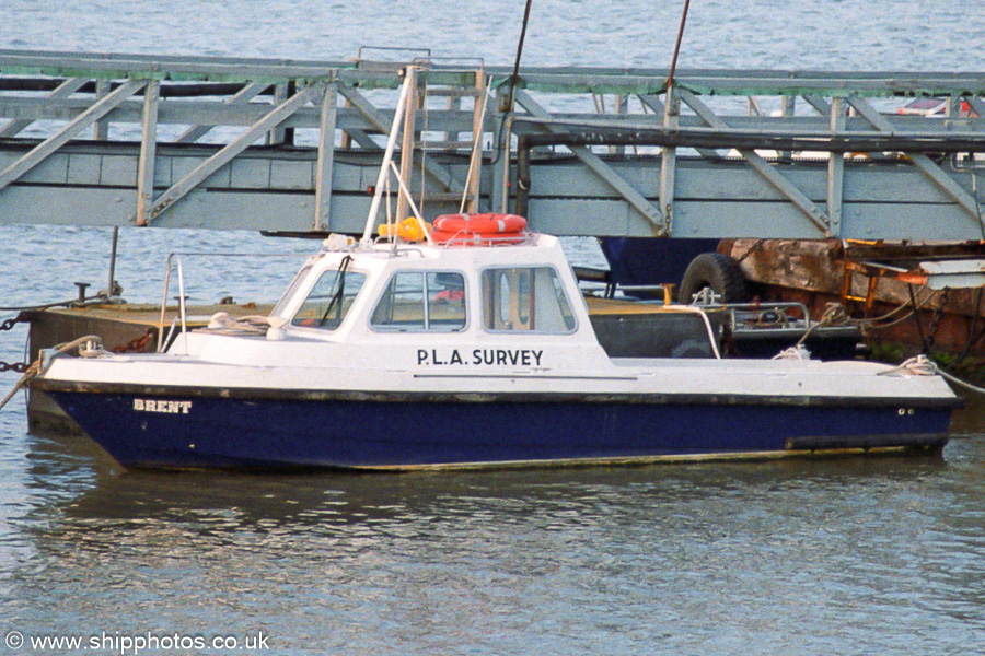 Photograph of the vessel  Brent pictured at Gravesend on 31st August 2001