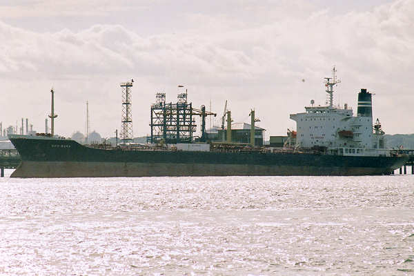 Photograph of the vessel  Bro Bara pictured at Fawley on 22nd July 2001