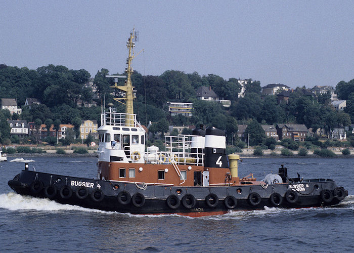 Photograph of the vessel  Bugsier 4 pictured in Hamburg on 23rd August 1995