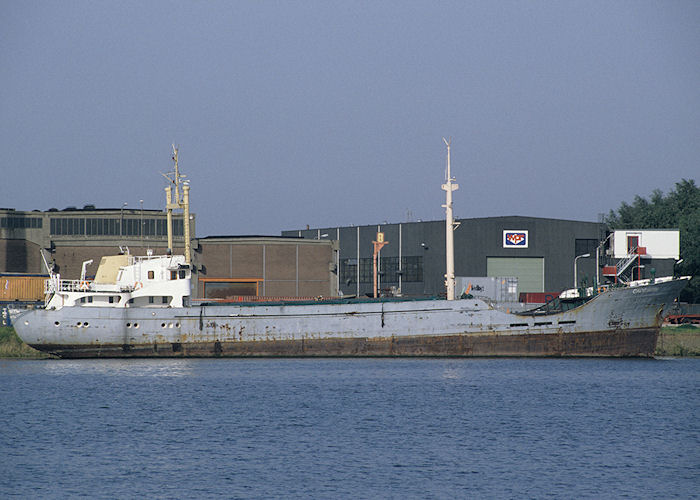  Cadgwith pictured in Eemhaven, Rotterdam on 27th September 1992