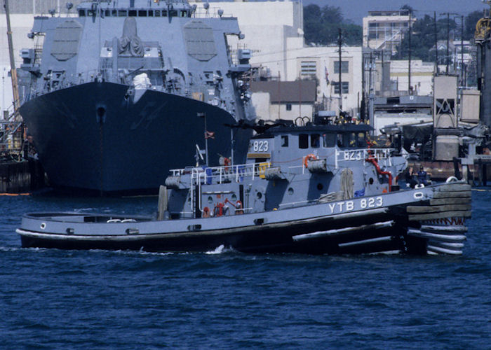 Photograph of the vessel USS Canonchet pictured at San Diego on 16th September 1994