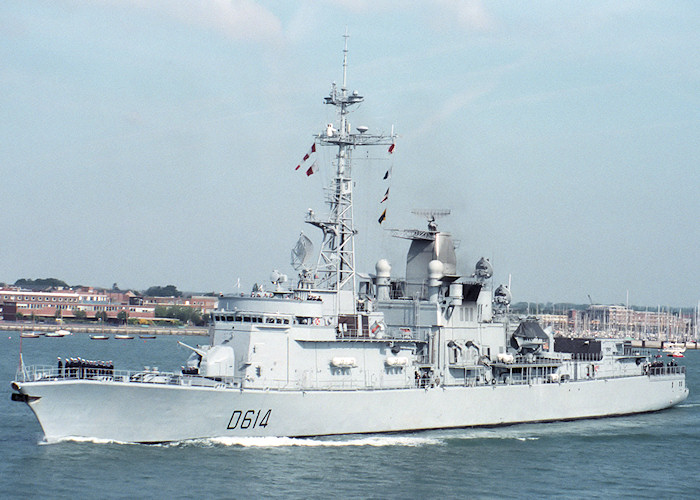 Cassard pictured departing Portsmouth Harbour on 25th June 1988