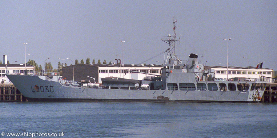 Champlain pictured at Lorient on 23rd August 1989