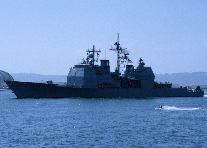 Photograph of the vessel USS Chancellorsville pictured arriving at San Diego on 16th September 1994