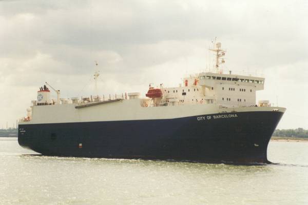 Photograph of the vessel  City of Barcelona pictured arriving in Southampton on 29th April 1997