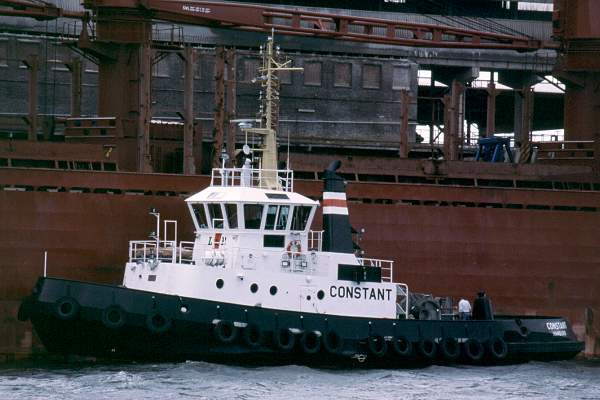 Photograph of the vessel  Constant pictured at Hamburg on 29th May 2001