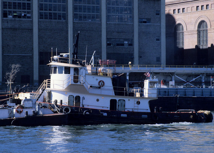 Photograph of the vessel  Dakota pictured in New York on 18th September 1994