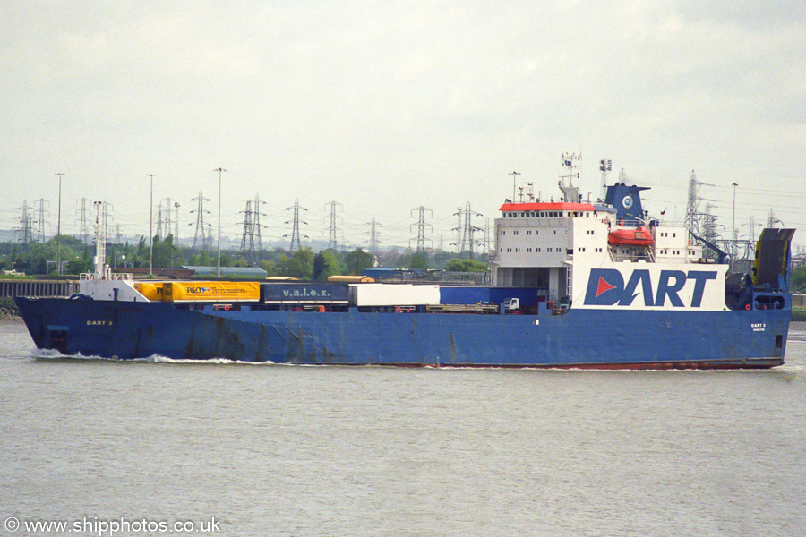Photograph of the vessel  Dart 3 pictured passing Gravesend on 3rd May 2003