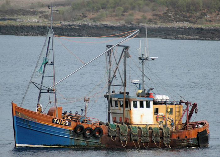 Photograph of the vessel fv Dawn Maid pictured arriving at Tobermory on 24th April 2011