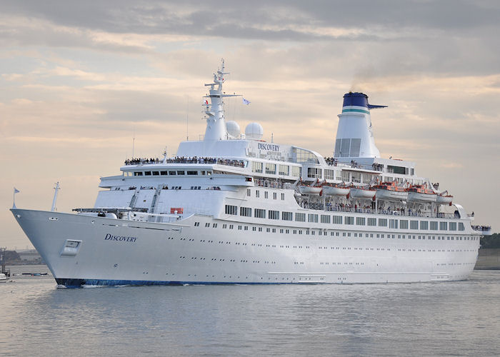 Photograph of the vessel  Discovery pictured passing North Shields on 22nd August 2013