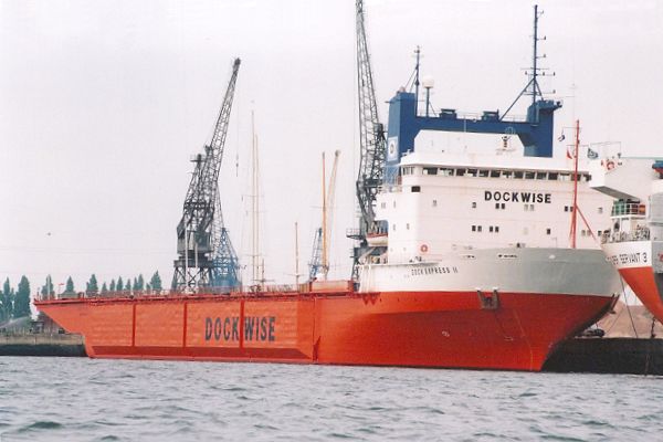 Photograph of the vessel  Dock Express 11 pictured in Southampton on 29th August 2001