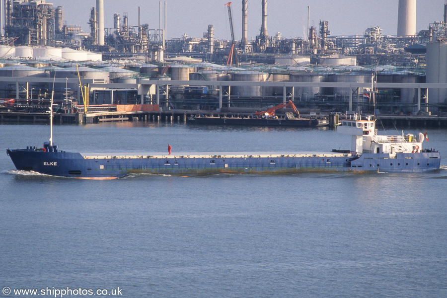  Elke pictured departing Rotterdam on 17th June 2002
