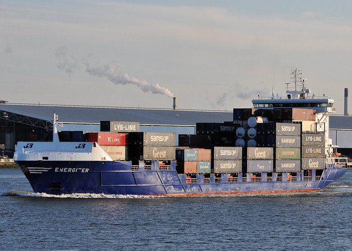 Photograph of the vessel  Energizer pictured passing Vlaardingen on 24th June 2012