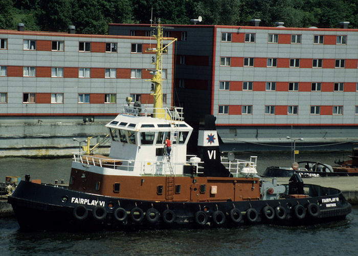 Photograph of the vessel  Fairplay VI pictured at Hamburg on 5th June 1997
