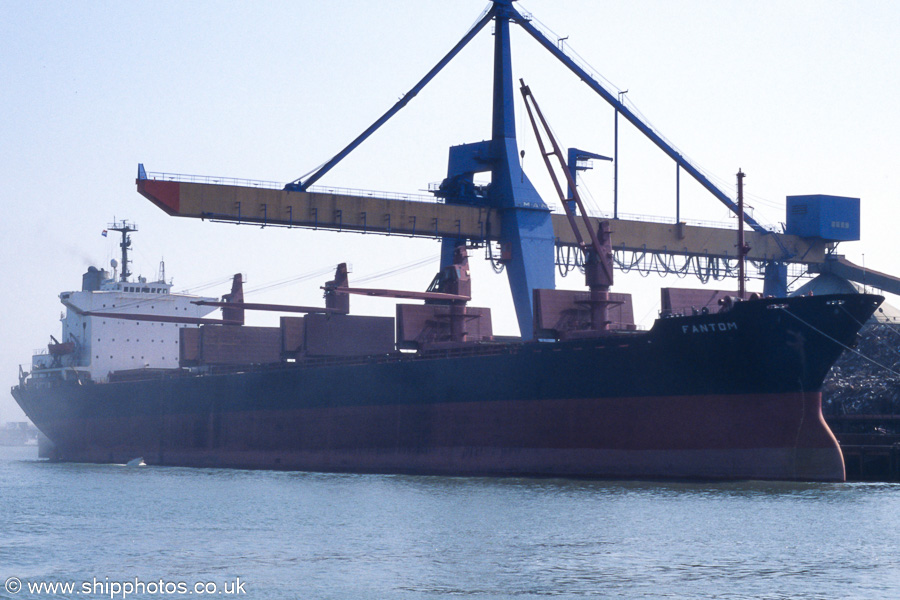 Photograph of the vessel  Fantom pictured in Sint Laurentshaven, Botlek on 17th June 2002