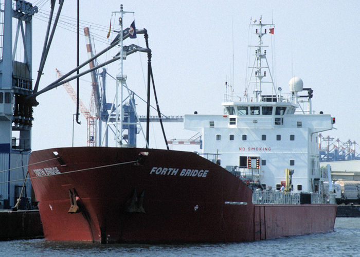 Photograph of the vessel  Forth Bridge pictured at Bremerhaven on 6th June 1997