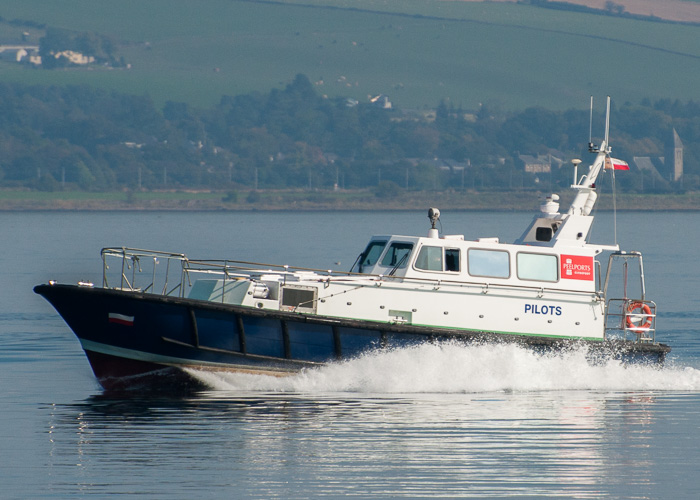 Photograph of the vessel pv Gantock pictured departing Greenock on 21st September 2014