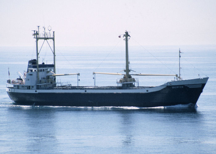  Gertje pictured in the English Channel on 12th July 1990