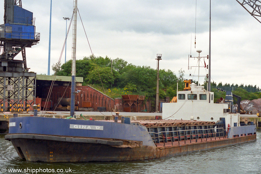 Photograph of the vessel  Gina D pictured at Ellesmere Port on 29th June 2002