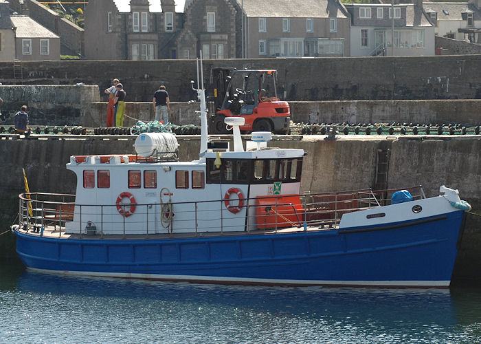  Guide pictured at Macduff on 28th April 2011