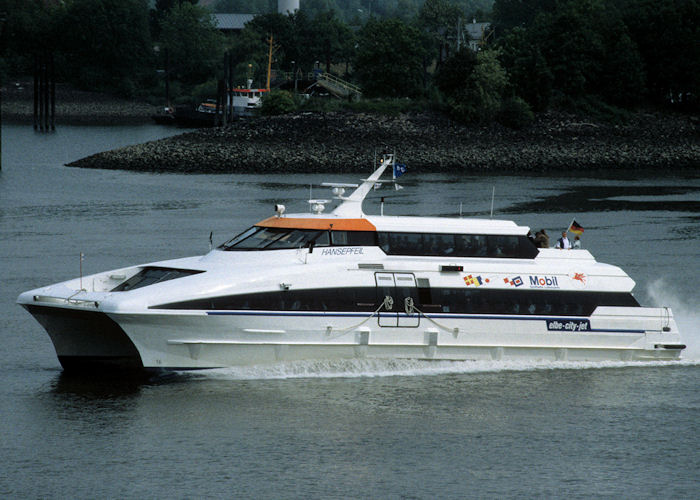 Photograph of the vessel  Hansepfeil pictured on the River Elbe on 27th May 1998