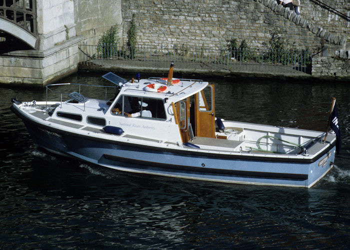 Photograph of the vessel rv Hartsbourne pictured at Windsor on 11th July 1994
