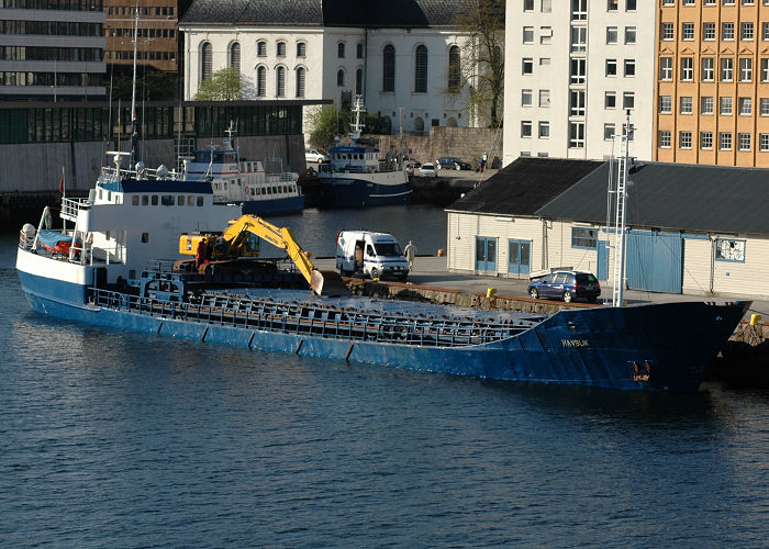 Photograph of the vessel  Havblik pictured at Bergen on 13th May 2005
