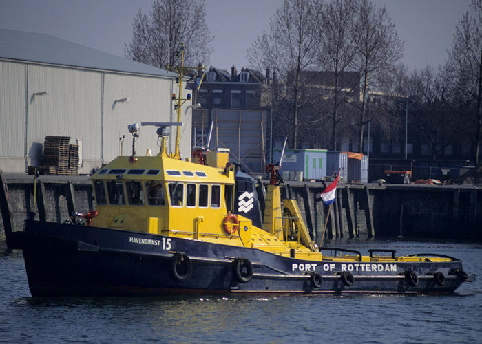 Photograph of the vessel  Havendienst 15 pictured in Waalhaven, Rotterdam on 14th April 1996