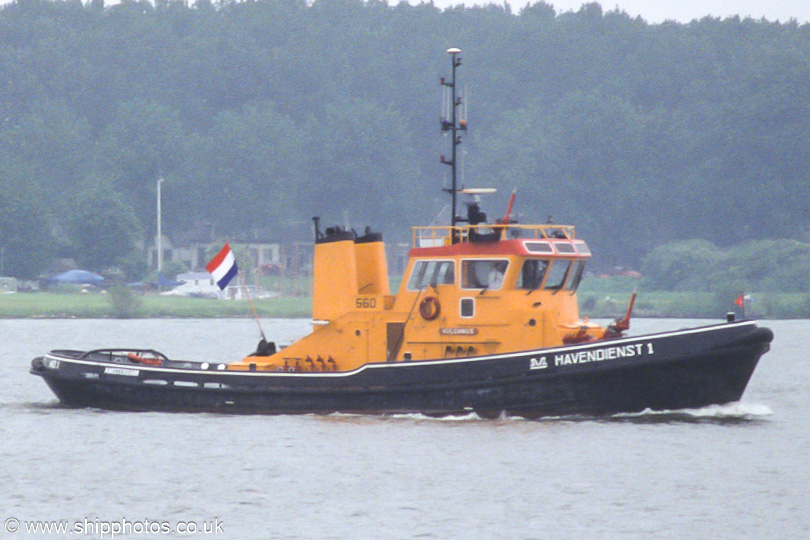 Photograph of the vessel  Havendienst 1 pictured on the IJ at Amsterdam on 16th June 2002