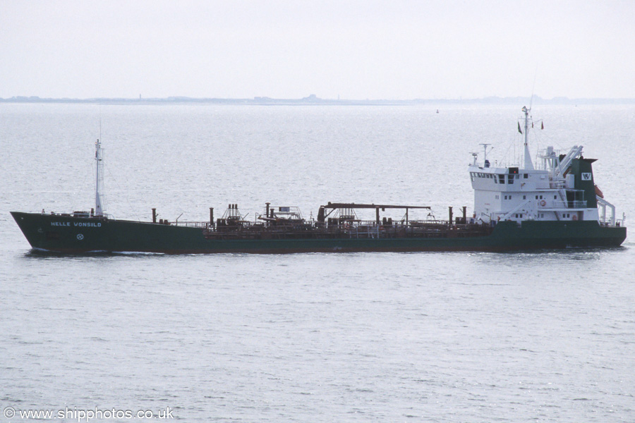 Photograph of the vessel  Helle Wonsild pictured on the Westerschelde passing Vlissingen on 19th June 2002