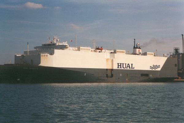 Photograph of the vessel  Hual Transita pictured in Southampton on 19th March 1998