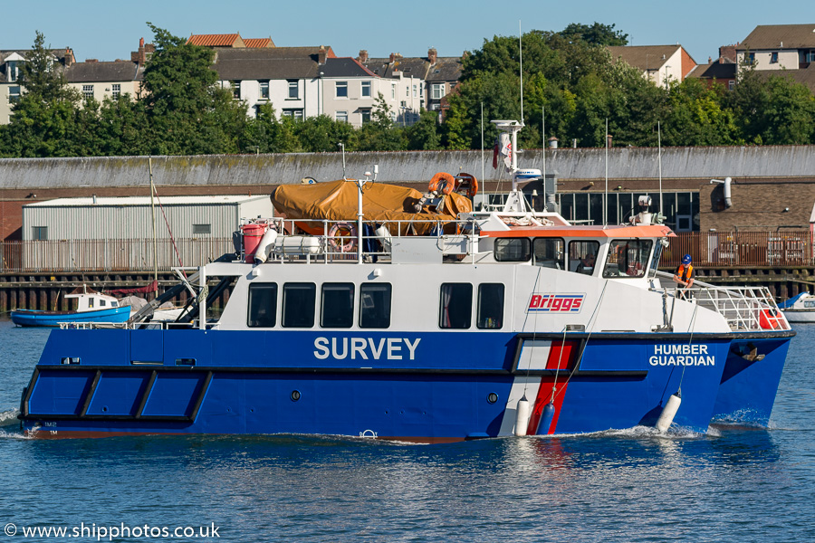 Photograph of the vessel rv Humber Guardian pictured passing North Shields on 30th June 2018