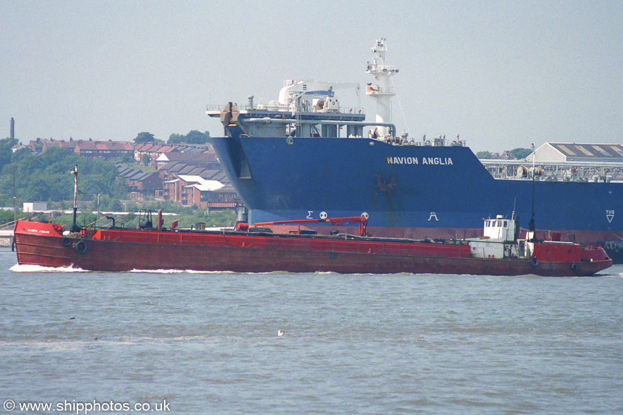 Photograph of the vessel  Humber Jubilee pictured at Tranmere on 14th June 2003